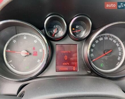 Синий Опель Астра, объемом двигателя 1.7 л и пробегом 296 тыс. км за 6300 $, фото 16 на Automoto.ua