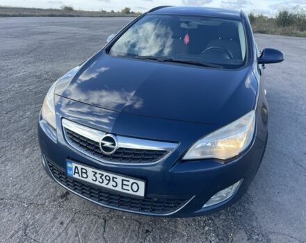 Синий Опель Астра, объемом двигателя 1.7 л и пробегом 220 тыс. км за 7200 $, фото 1 на Automoto.ua