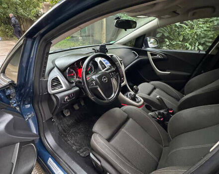 Синий Опель Астра, объемом двигателя 1.7 л и пробегом 231 тыс. км за 7000 $, фото 28 на Automoto.ua