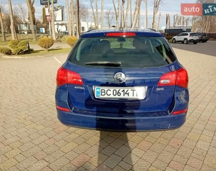 Синий Опель Астра, объемом двигателя 1.7 л и пробегом 296 тыс. км за 6300 $, фото 4 на Automoto.ua