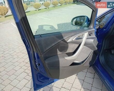 Синий Опель Астра, объемом двигателя 1.7 л и пробегом 296 тыс. км за 6300 $, фото 8 на Automoto.ua