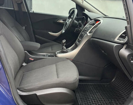 Синий Опель Астра, объемом двигателя 1.69 л и пробегом 257 тыс. км за 6300 $, фото 30 на Automoto.ua