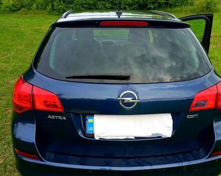 Синий Опель Астра, объемом двигателя 1.7 л и пробегом 200 тыс. км за 6800 $, фото 2 на Automoto.ua
