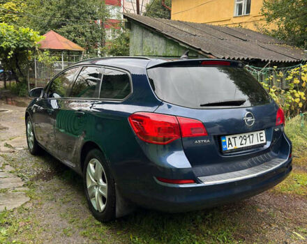 Синий Опель Астра, объемом двигателя 1.7 л и пробегом 231 тыс. км за 7000 $, фото 6 на Automoto.ua
