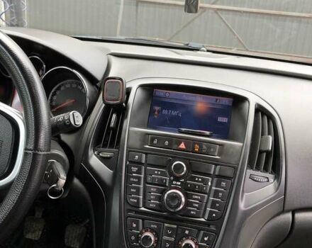 Синий Опель Астра, объемом двигателя 1.7 л и пробегом 320 тыс. км за 6500 $, фото 7 на Automoto.ua