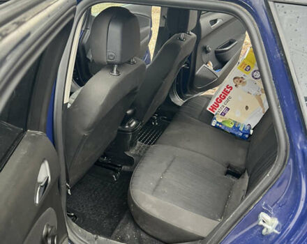 Синий Опель Астра, объемом двигателя 1.7 л и пробегом 233 тыс. км за 6300 $, фото 9 на Automoto.ua