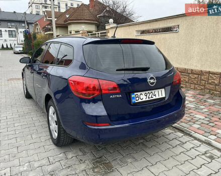 Синий Опель Астра, объемом двигателя 1.69 л и пробегом 257 тыс. км за 6300 $, фото 8 на Automoto.ua