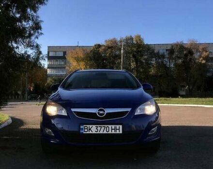Синий Опель Астра, объемом двигателя 1.7 л и пробегом 302 тыс. км за 6500 $, фото 7 на Automoto.ua