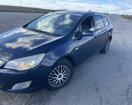 Синий Опель Астра, объемом двигателя 1.7 л и пробегом 220 тыс. км за 7200 $, фото 7 на Automoto.ua