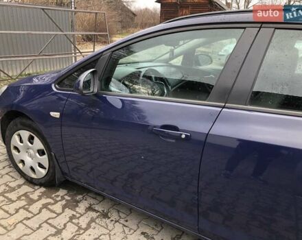 Синий Опель Астра, объемом двигателя 1.7 л и пробегом 320 тыс. км за 6500 $, фото 2 на Automoto.ua