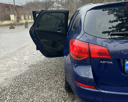 Синий Опель Астра, объемом двигателя 1.7 л и пробегом 233 тыс. км за 6300 $, фото 3 на Automoto.ua