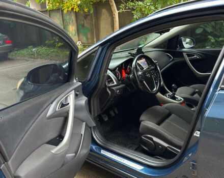 Синий Опель Астра, объемом двигателя 1.7 л и пробегом 231 тыс. км за 7000 $, фото 23 на Automoto.ua