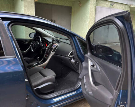 Синий Опель Астра, объемом двигателя 1.7 л и пробегом 231 тыс. км за 7000 $, фото 25 на Automoto.ua