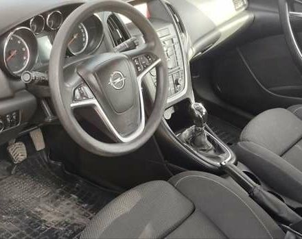 Синий Опель Астра, объемом двигателя 1.3 л и пробегом 270 тыс. км за 6200 $, фото 7 на Automoto.ua