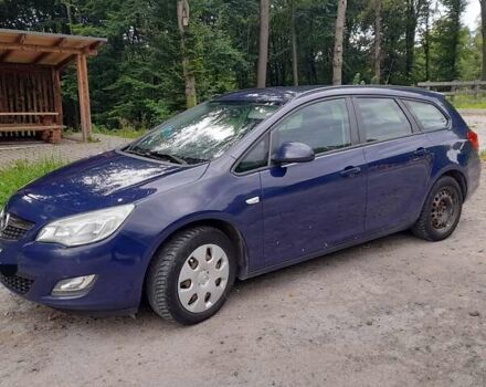 Синий Опель Астра, объемом двигателя 1.7 л и пробегом 263 тыс. км за 6350 $, фото 1 на Automoto.ua