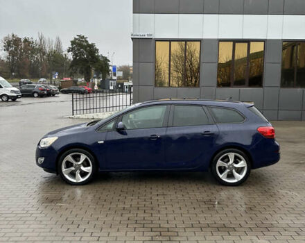 Синий Опель Астра, объемом двигателя 1.7 л и пробегом 211 тыс. км за 6400 $, фото 5 на Automoto.ua