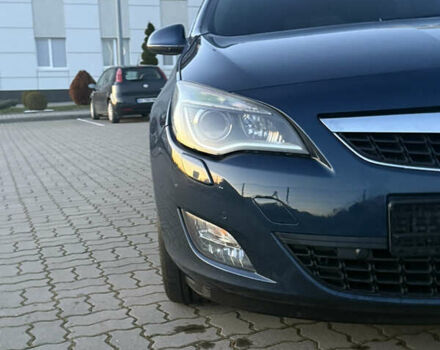 Синий Опель Астра, объемом двигателя 1.7 л и пробегом 171 тыс. км за 8700 $, фото 3 на Automoto.ua