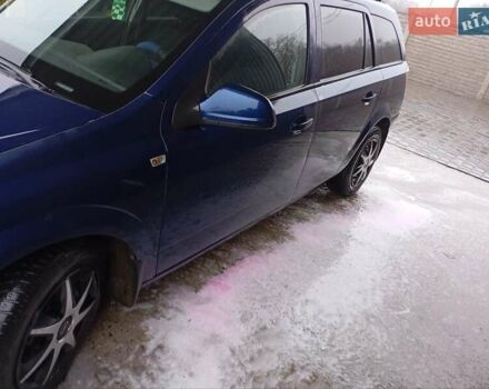 Синий Опель Астра, объемом двигателя 1.7 л и пробегом 245 тыс. км за 5550 $, фото 3 на Automoto.ua