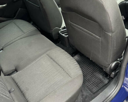 Синий Опель Астра, объемом двигателя 1.7 л и пробегом 211 тыс. км за 6400 $, фото 12 на Automoto.ua