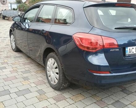 Синий Опель Астра, объемом двигателя 1.7 л и пробегом 230 тыс. км за 6700 $, фото 5 на Automoto.ua