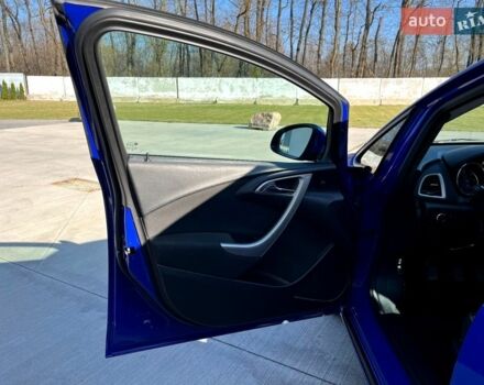 Синий Опель Астра, объемом двигателя 1.7 л и пробегом 283 тыс. км за 6500 $, фото 12 на Automoto.ua