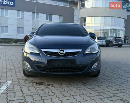 Синий Опель Астра, объемом двигателя 1.7 л и пробегом 171 тыс. км за 8700 $, фото 16 на Automoto.ua