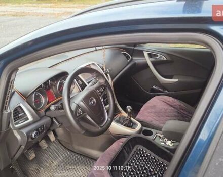 Опель Астра 2011 в Львове на Automoto.ua Синий Опель Астра, объемом двигателя 1.7 л и пробегом 310 тыс. км за 7200 $, фото 2 на Automoto.ua