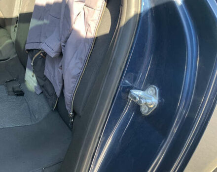 Синий Опель Астра, объемом двигателя 1.7 л и пробегом 346 тыс. км за 6150 $, фото 14 на Automoto.ua