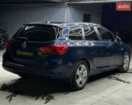 Синий Опель Астра, объемом двигателя 1.69 л и пробегом 231 тыс. км за 7500 $, фото 5 на Automoto.ua