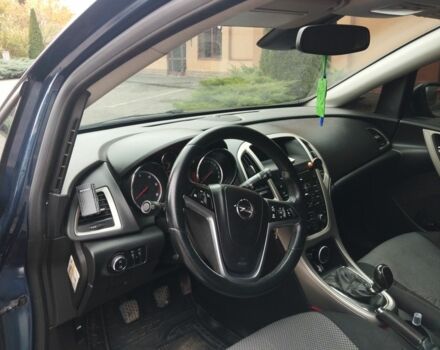 Опель Астра 2011 в Береговом на Automoto.ua Синий Опель Астра, объемом двигателя 1.7 л и пробегом 209 тыс. км за 7500 $, фото 5 на Automoto.ua