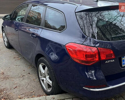 Синий Опель Астра, объемом двигателя 1.69 л и пробегом 250 тыс. км за 7500 $, фото 12 на Automoto.ua