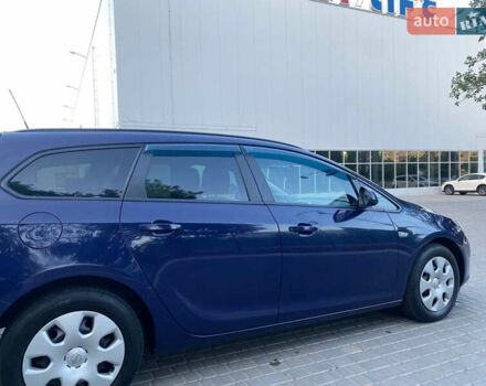 Синий Опель Астра, объемом двигателя 1.3 л и пробегом 260 тыс. км за 6400 $, фото 6 на Automoto.ua