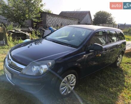 Синий Опель Астра, объемом двигателя 1.7 л и пробегом 270 тыс. км за 6400 $, фото 6 на Automoto.ua