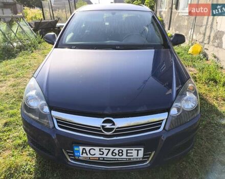 Синий Опель Астра, объемом двигателя 1.7 л и пробегом 270 тыс. км за 6400 $, фото 2 на Automoto.ua