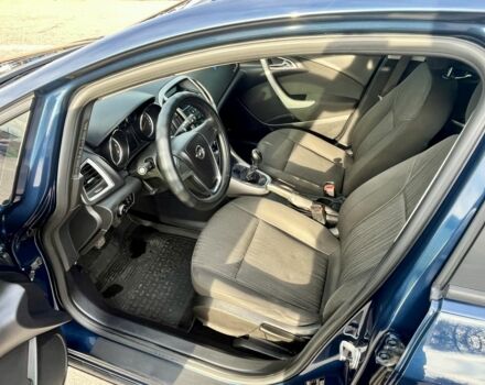 Синий Опель Астра, объемом двигателя 1.2 л и пробегом 233 тыс. км за 5900 $, фото 8 на Automoto.ua