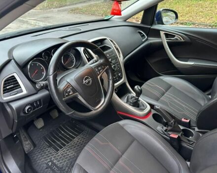 Синий Опель Астра, объемом двигателя 2 л и пробегом 274 тыс. км за 7900 $, фото 1 на Automoto.ua