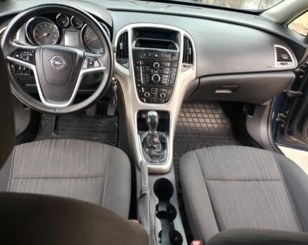 Синий Опель Астра, объемом двигателя 1.4 л и пробегом 260 тыс. км за 5500 $, фото 13 на Automoto.ua