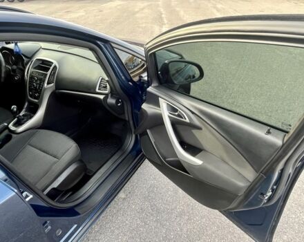 Синий Опель Астра, объемом двигателя 1.2 л и пробегом 233 тыс. км за 5900 $, фото 12 на Automoto.ua