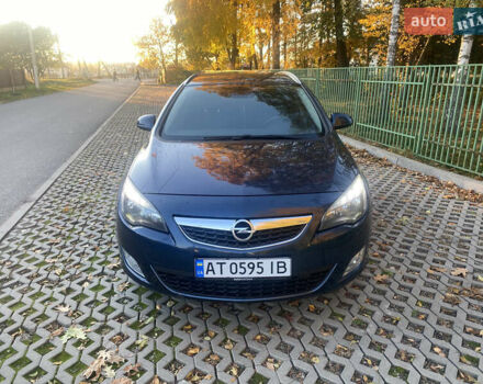 Синий Опель Астра, объемом двигателя 1.69 л и пробегом 256 тыс. км за 6700 $, фото 6 на Automoto.ua