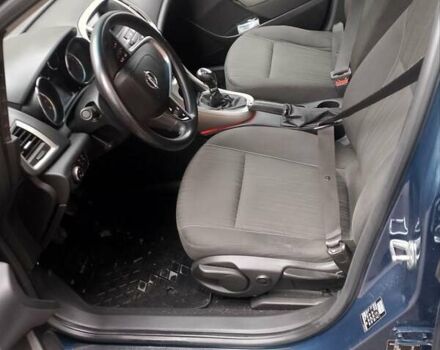 Синий Опель Астра, объемом двигателя 1.4 л и пробегом 300 тыс. км за 5900 $, фото 5 на Automoto.ua