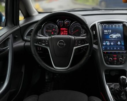 Синій Опель Астра, об'ємом двигуна 1.7 л та пробігом 258 тис. км за 6300 $, фото 3 на Automoto.ua