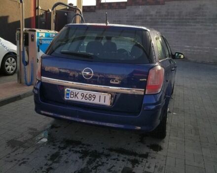 Синий Опель Астра, объемом двигателя 1.7 л и пробегом 280 тыс. км за 4450 $, фото 3 на Automoto.ua
