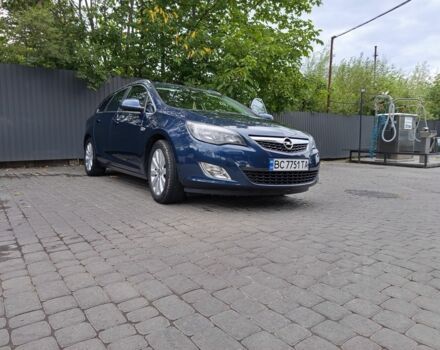 Опель Астра 2012 в Бориславе на Automoto.ua Синий Опель Астра, объемом двигателя 1.7 л и пробегом 243 тыс. км за 7990 $, фото 4 на Automoto.ua