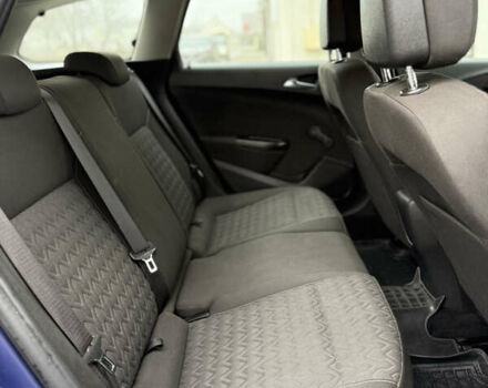 Синий Опель Астра, объемом двигателя 1.7 л и пробегом 230 тыс. км за 7999 $, фото 22 на Automoto.ua