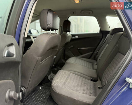 Синий Опель Астра, объемом двигателя 1.7 л и пробегом 230 тыс. км за 7999 $, фото 19 на Automoto.ua