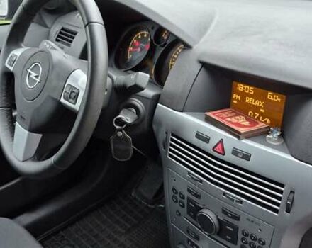 Синій Опель Астра, об'ємом двигуна 1.4 л та пробігом 30 тис. км за 7500 $, фото 3 на Automoto.ua