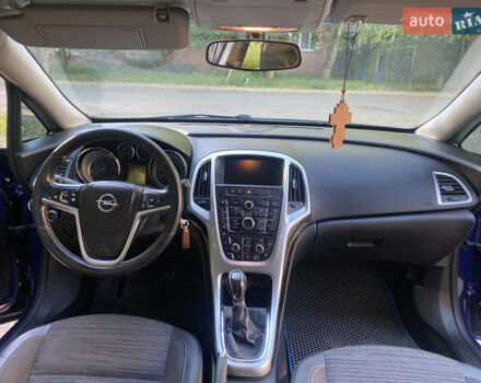 Синий Опель Астра, объемом двигателя 1.69 л и пробегом 270 тыс. км за 8700 $, фото 11 на Automoto.ua