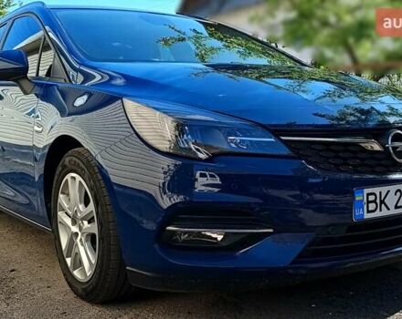 Опель Астра 2020 в Ровно на Automoto.ua Синий Опель Астра, объемом двигателя 1.5 л и пробегом 194 тыс. км за 13200 $, фото 2 на Automoto.ua