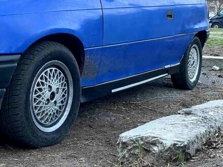 Опель Астра 1992 в Киеве на Automoto.ua Синий Опель Астра, объемом двигателя 1.4 л и пробегом 340 тыс. км за 1000 $, фото 1 на Automoto.ua