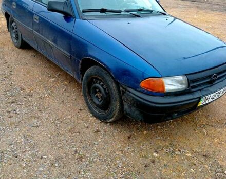 Синий Опель Астра, объемом двигателя 1.6 л и пробегом 0 тыс. км за 800 $, фото 1 на Automoto.ua